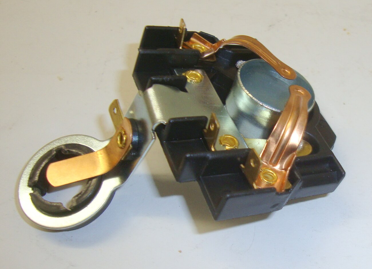 Bulb socket with 19 mm park light hole, like SIEM, Vespa 125 / 150