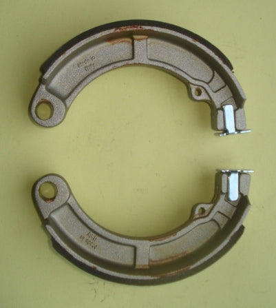 Rear brake shoes AZ 150, Vespa 125 - 150 Super / P 150 S