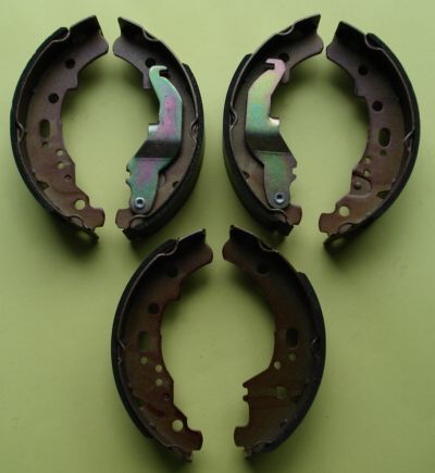 Brake shoes, Ape TM / Car / Poker, AZ 220