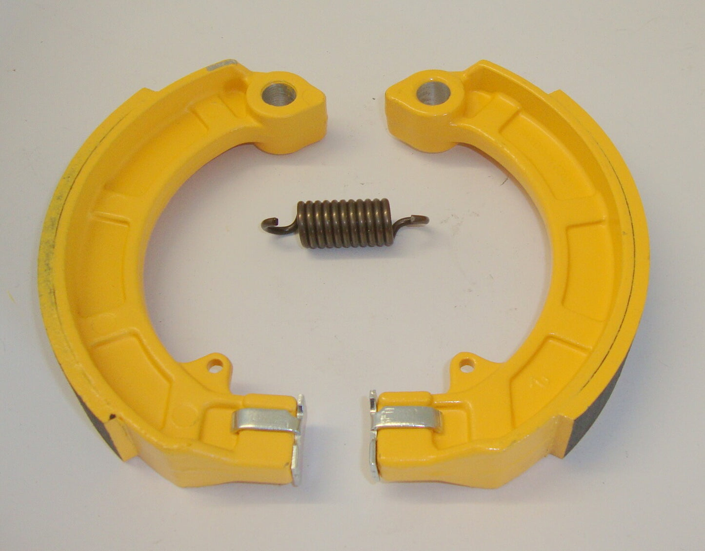 Brake shoes, MALOSSI, Vespa / Ape, like AZ 133