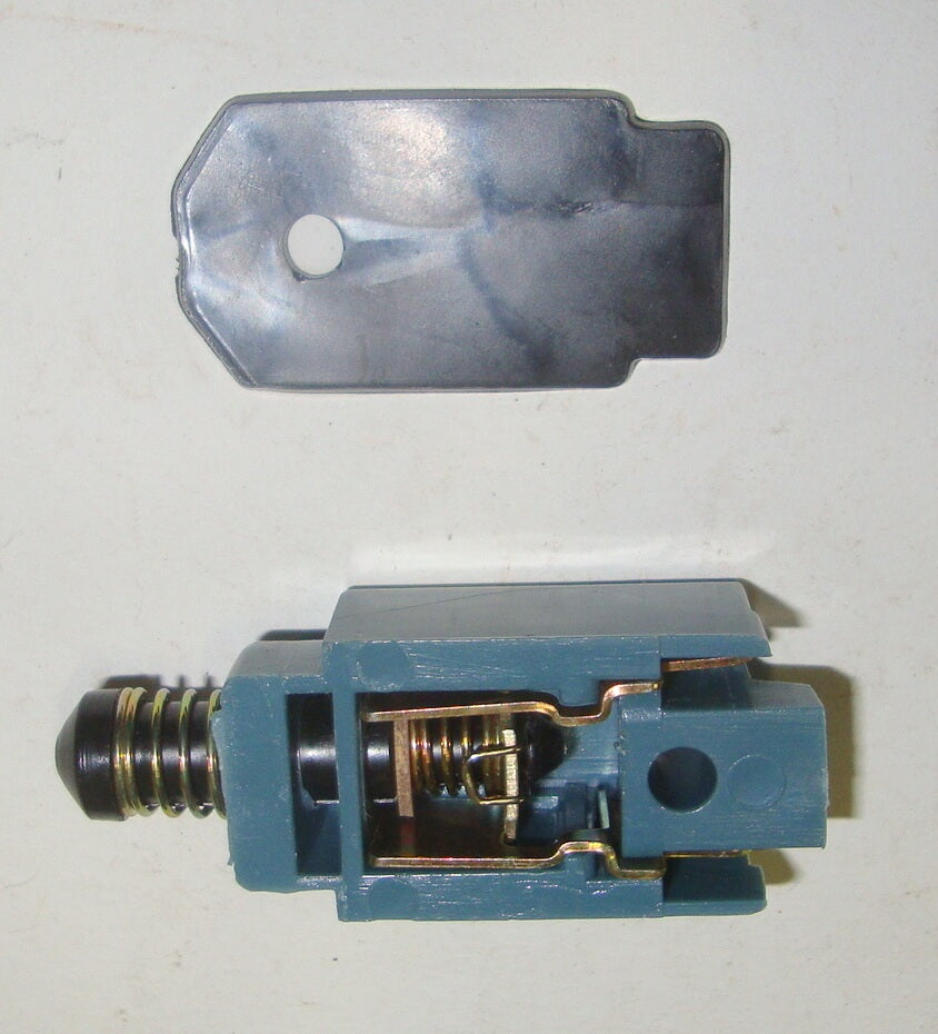 Brake light switch, Bremslichtschalter, Vespa 50 / 90 / 125 PV / ET3