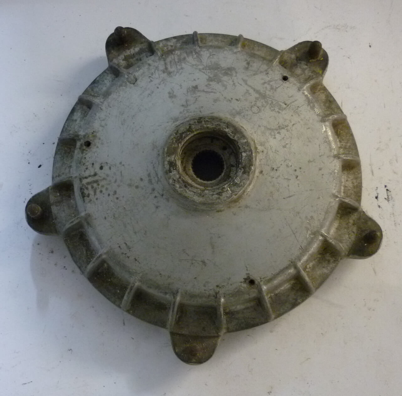 Rear brake drum, PIAGGIO, Vespa 125 / 150 / 180 / 200