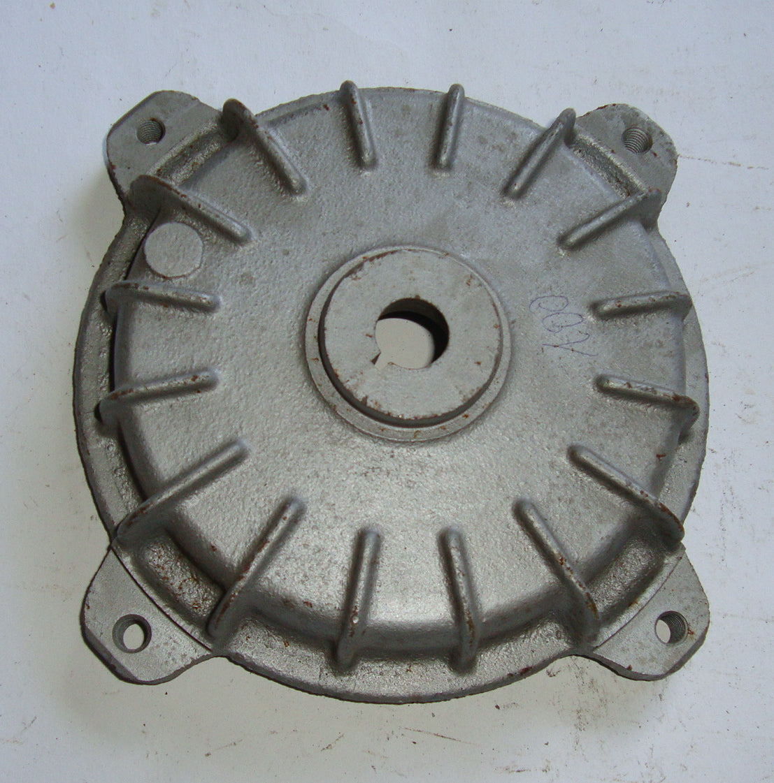 Front brake drum, Vespa 125 / 150 Super, NOS