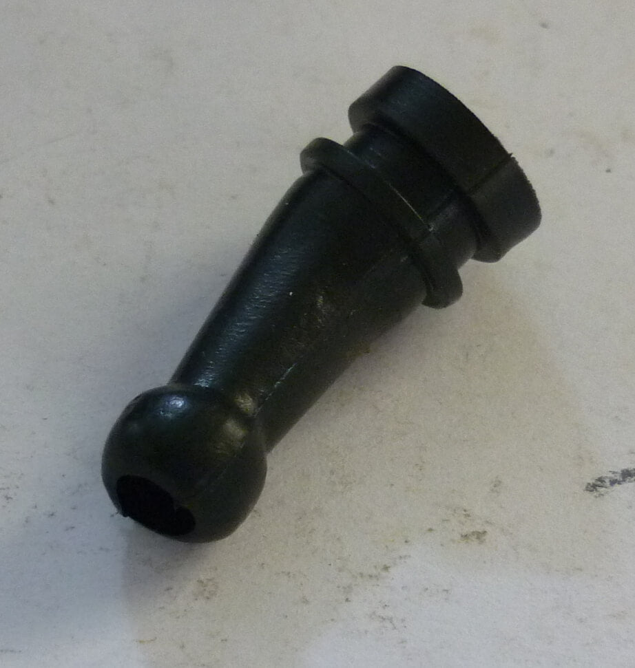 Durchführung, Zündkabel am Motor, Vespa 50 / 90 / 125 / Ape 50