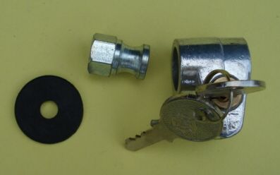Security look for spare wheel Vespa und Lambretta