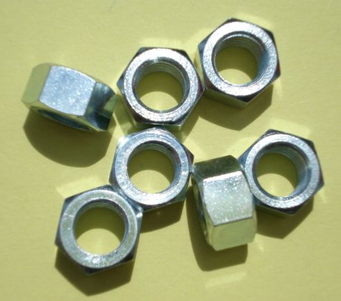 Felgenmutter M8 / SW 11, verzinkt