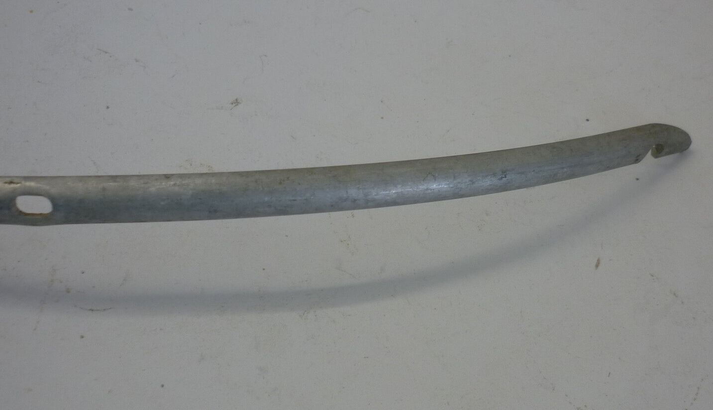 Beading, lower outher right side, Vespa 125, NOS