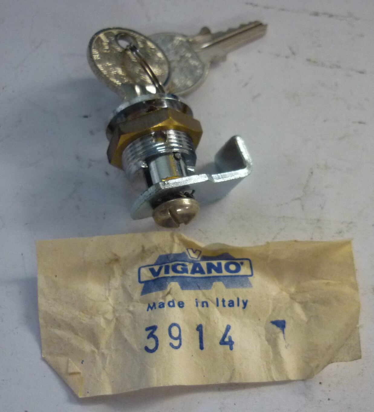 Security look, flap, tool box, Vespa 150 / 150 GS