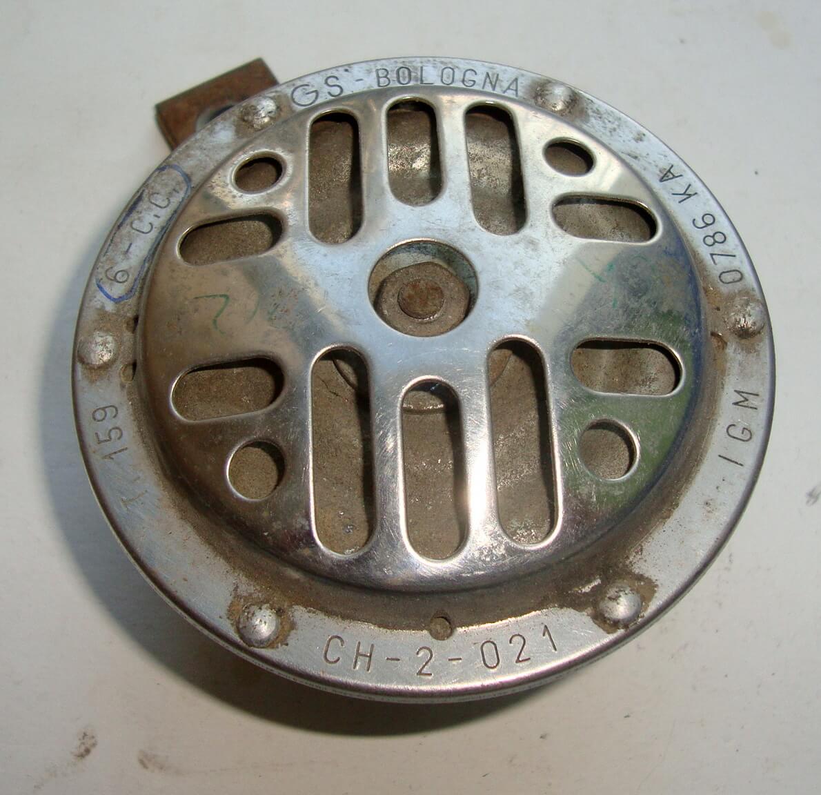 Horn, G.S., 6V, D.C., stainless steel, central stud, Vespa / Ape