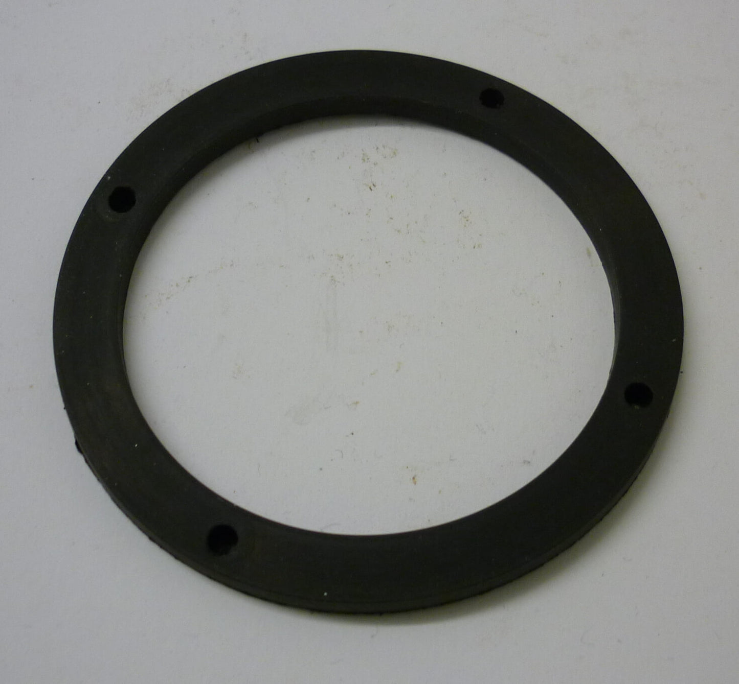 Gasket for horn, 4 mm, black, Vespa Rally / Sprint German modell