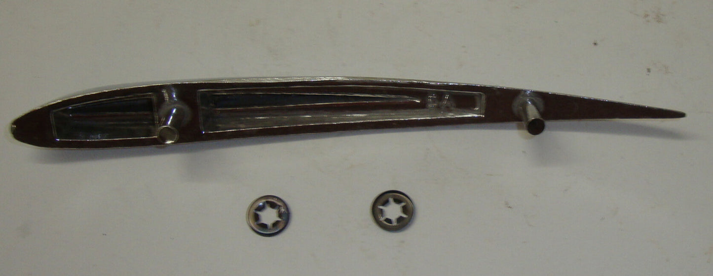 Crest for mudguard, 90 mm, Vespa 50 / 90 / 125 / 150