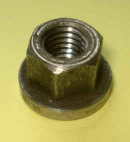 Nut for clutch, Vespa GS 150 - 160 / SS 180 / Ape Pentar�