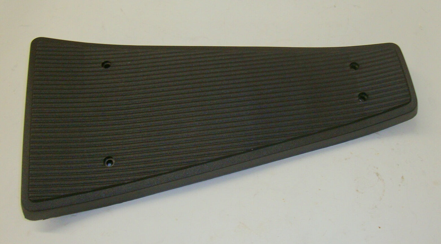 Center piece floor board, plastic, black, Vespa PX 125 T5