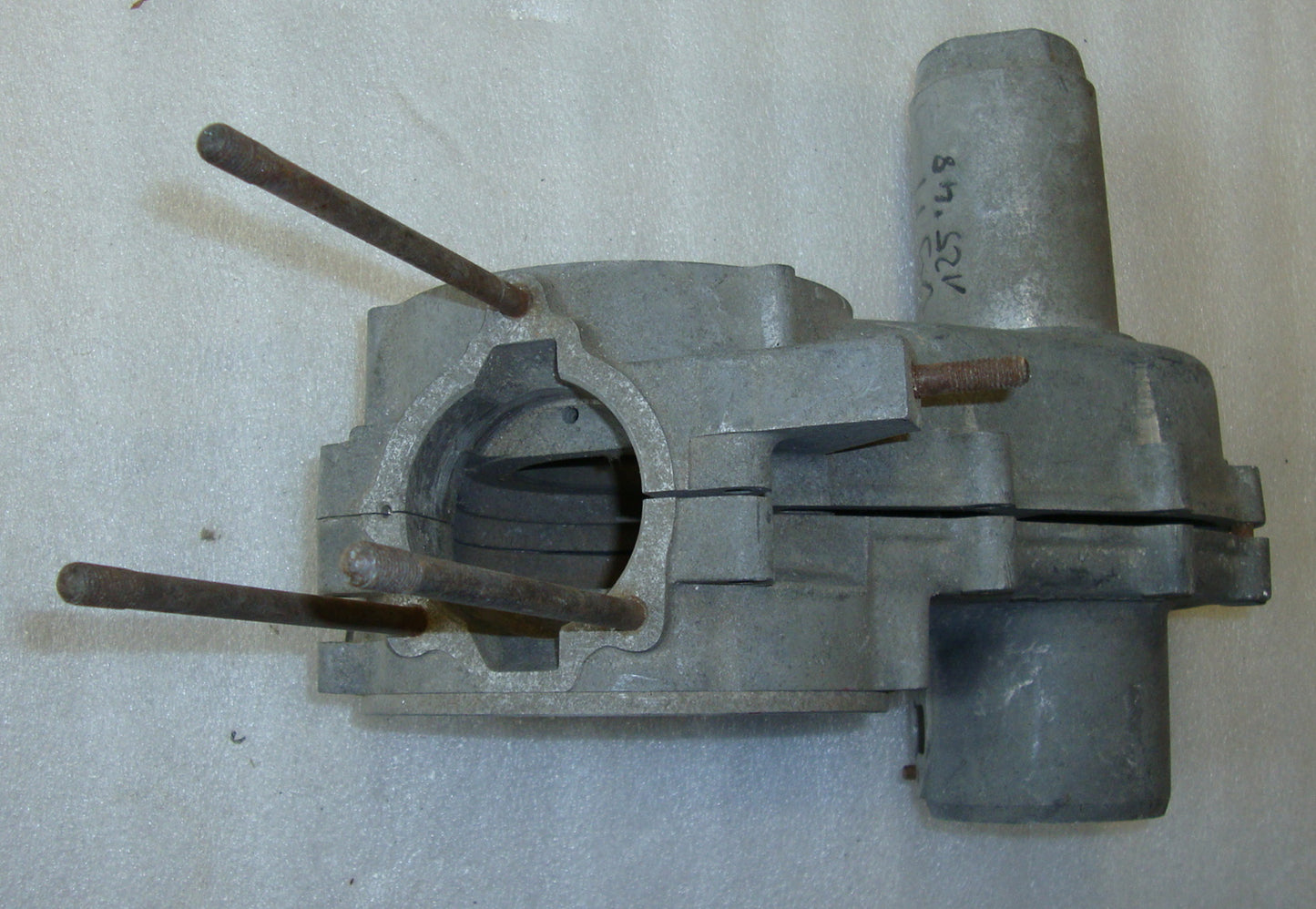 Crankcase, Vespa 125 V9M *12979*, NOS