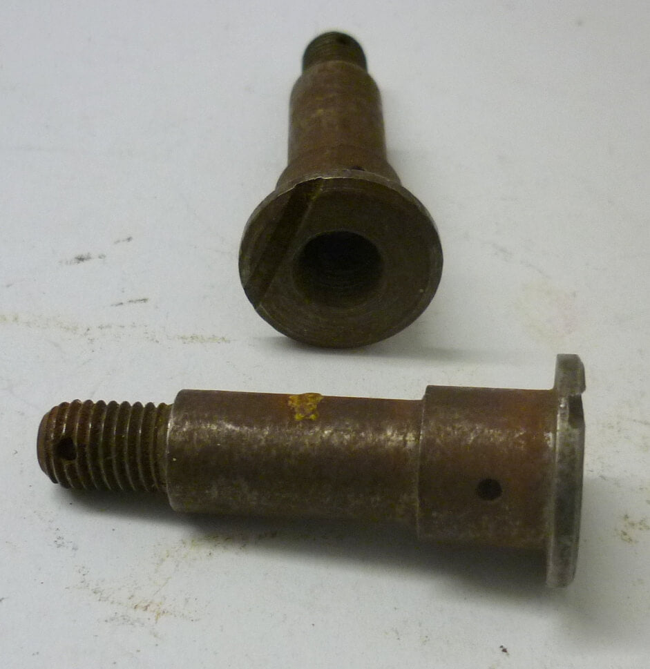 Bolts, lateral, Vespa 98 / 125, NOS