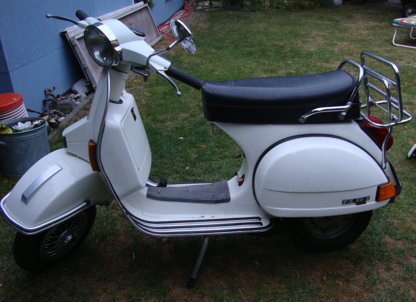 Vespa PX80E Lusso, white