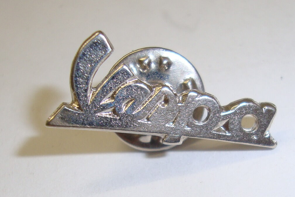Pin, Vespa, silver