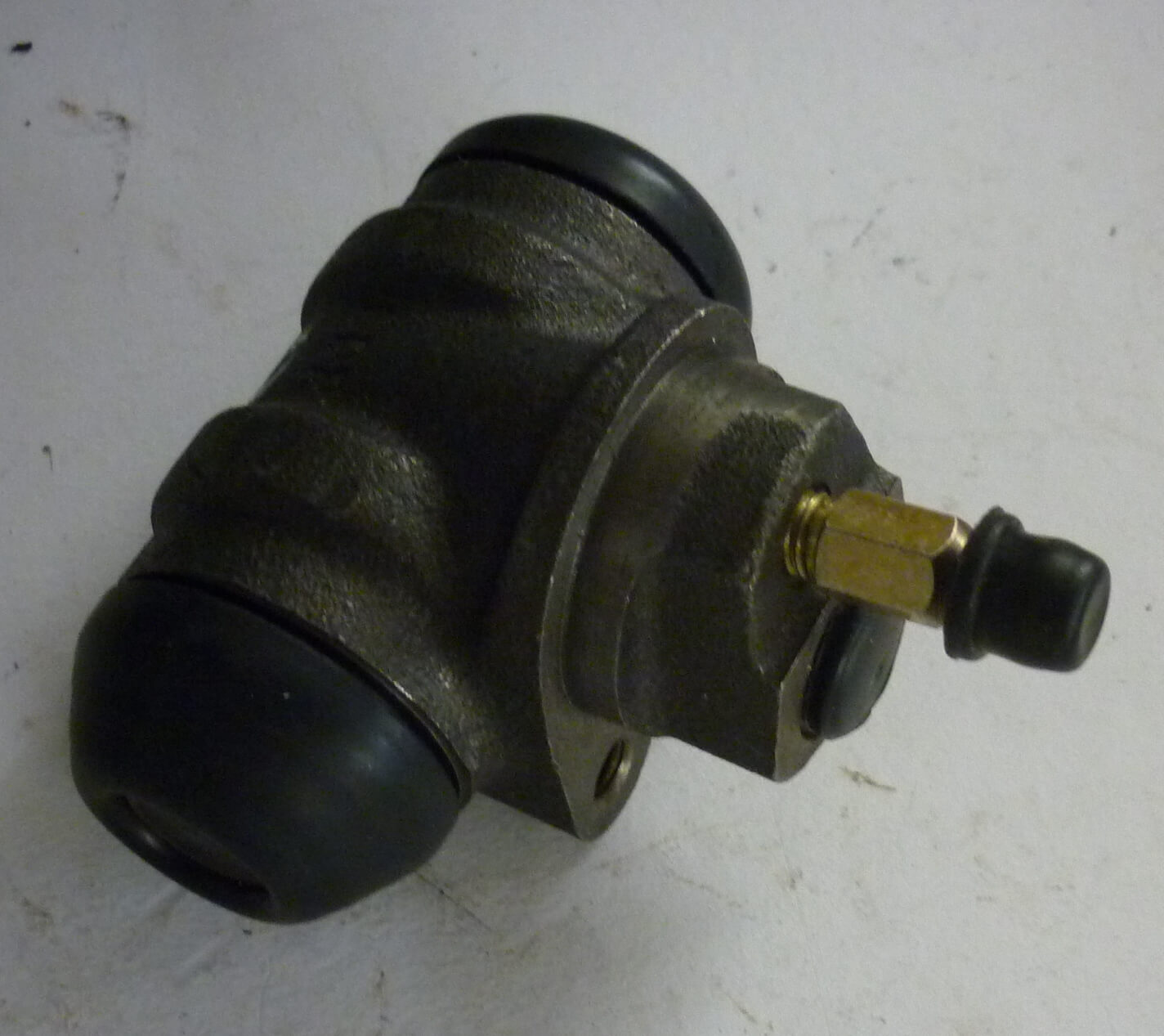 Front brake cylinder, PIAGGIO, Ape CAR / MAX / TM P602 / P703 V