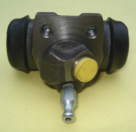 Right rear brake cylinder, Ape AC / AD / AE / AE0 / MP / P 601 / Ape Car