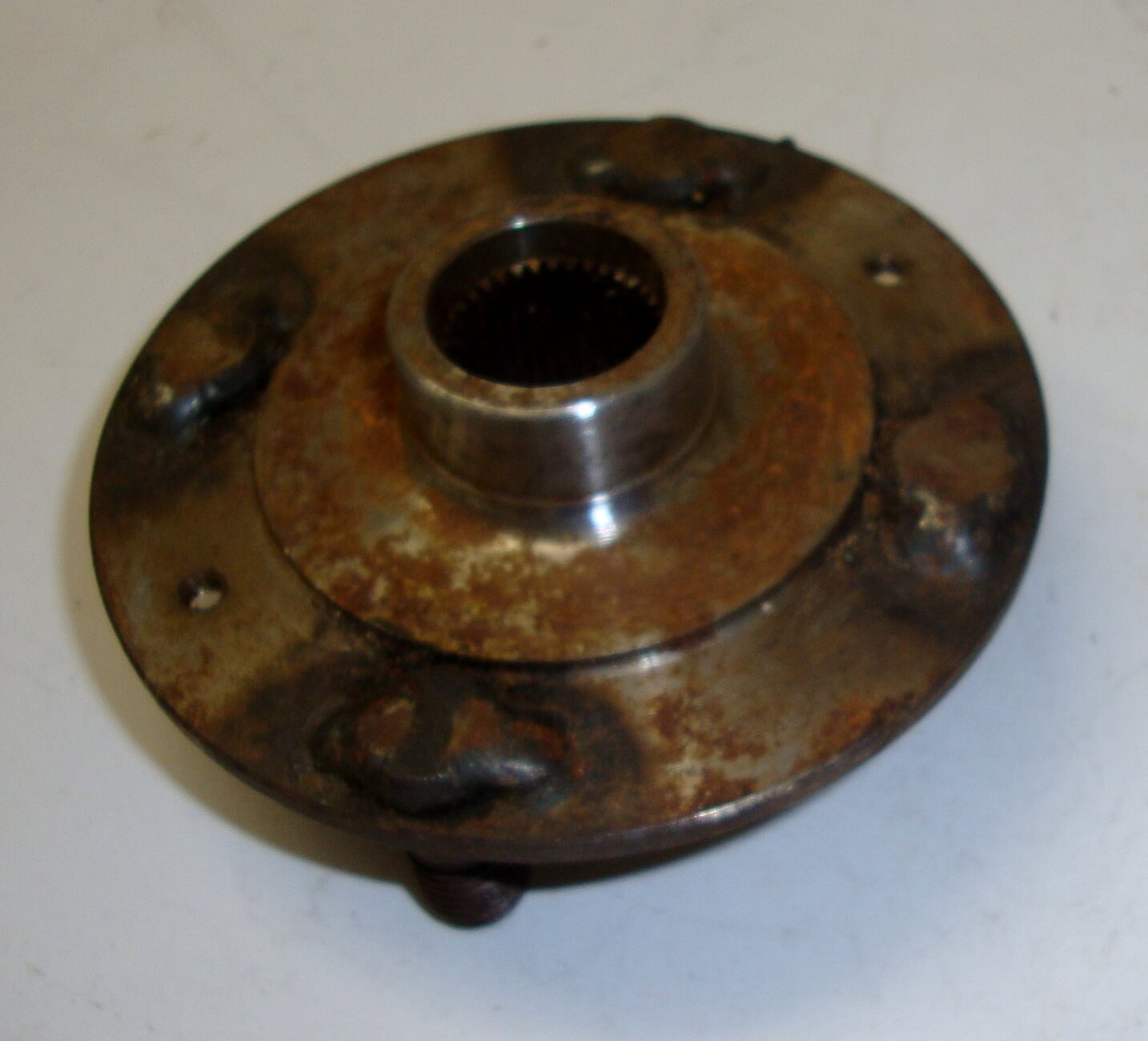 Rear wheel hub, Vespa 125 / 150, M10