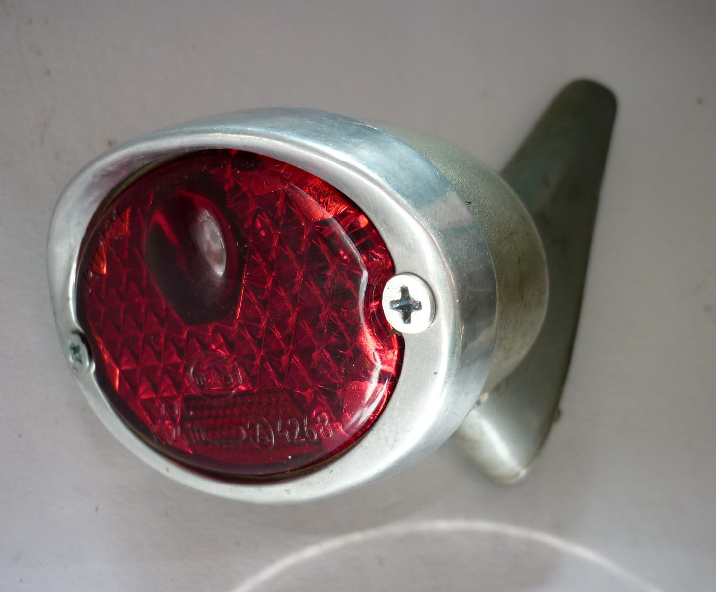 Schwanenhalsrücklicht, HELLA, silber, Gebraucht