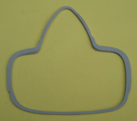 Rücklichtdichtung zwischen Glas und Gehäuse