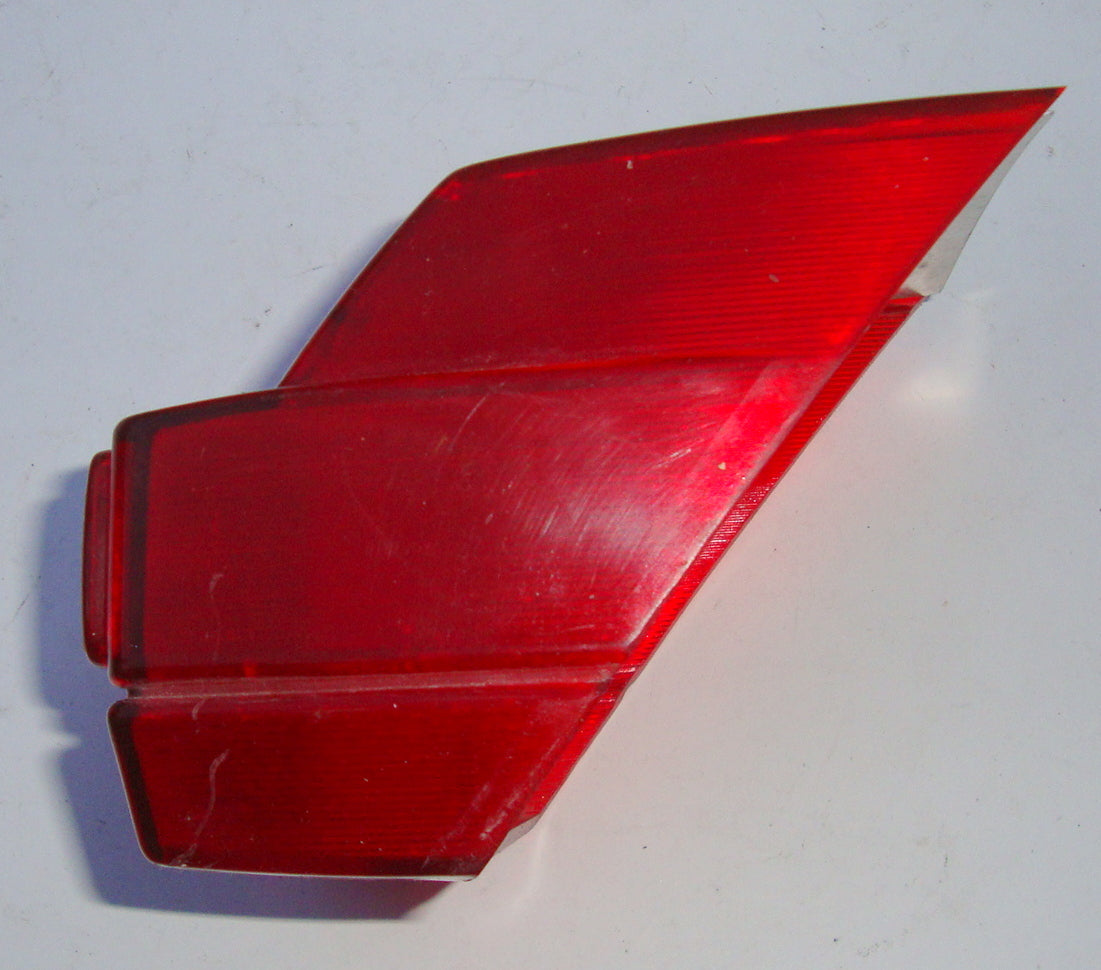 Rücklichtglas, TRIOM 22.0014, Vespa 50 / 90 / 100 / 125 PV- ET3 - ETS