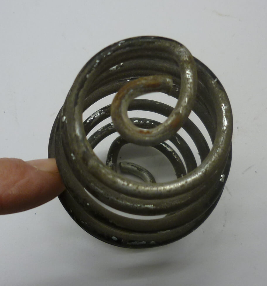 Spring, single saddle, chromed, Vespa 125 VM1T > VM2T - VN2T / Ape AB1T > AB4T, used