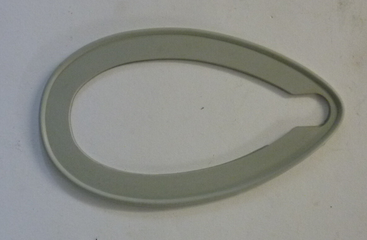 Gasket between headlamp and mudguard, headlamp with diameter 95 mm, Vespa 125