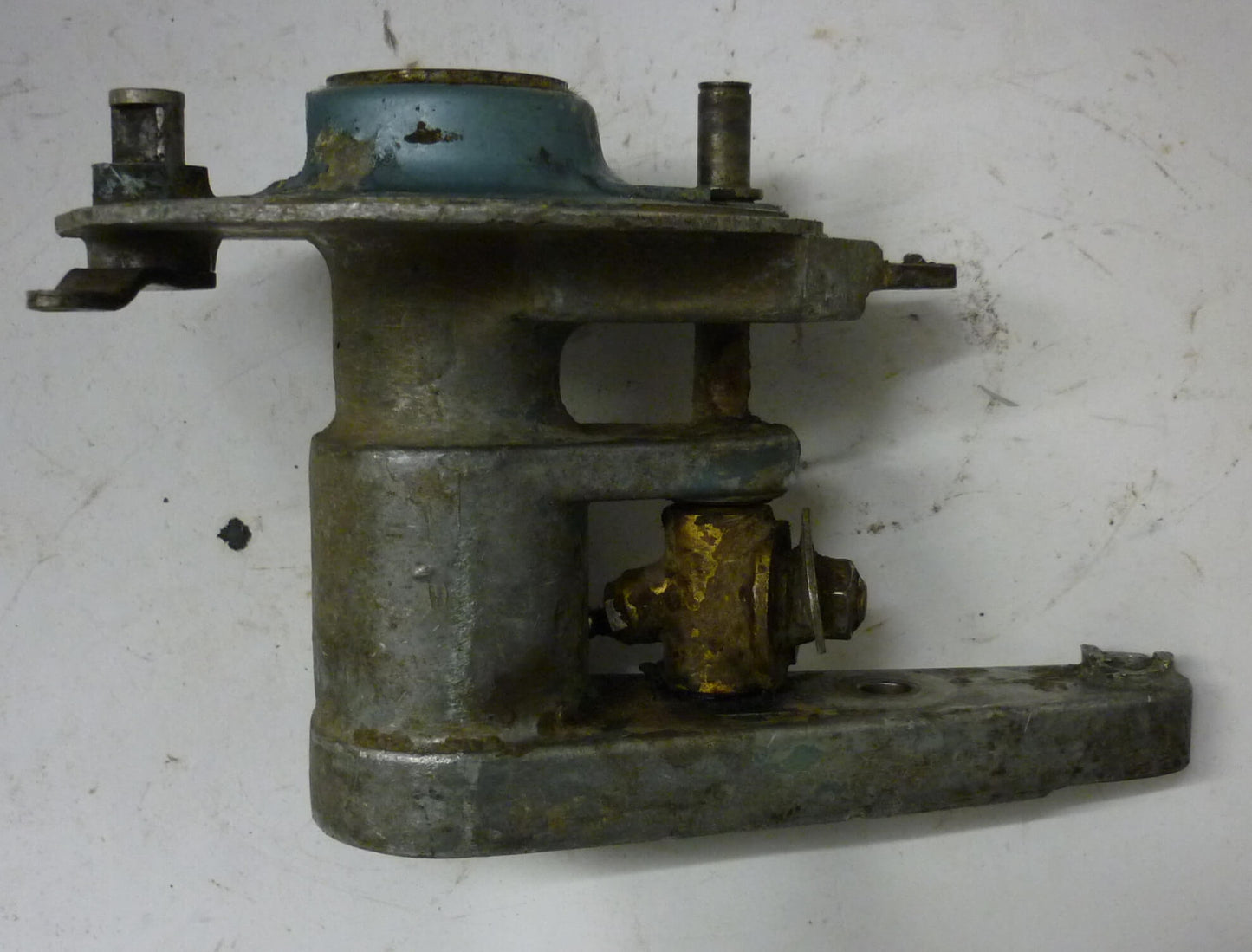Suspension arm, 8", metalic blue, demaged, Vespa 125 / 150 / Ape