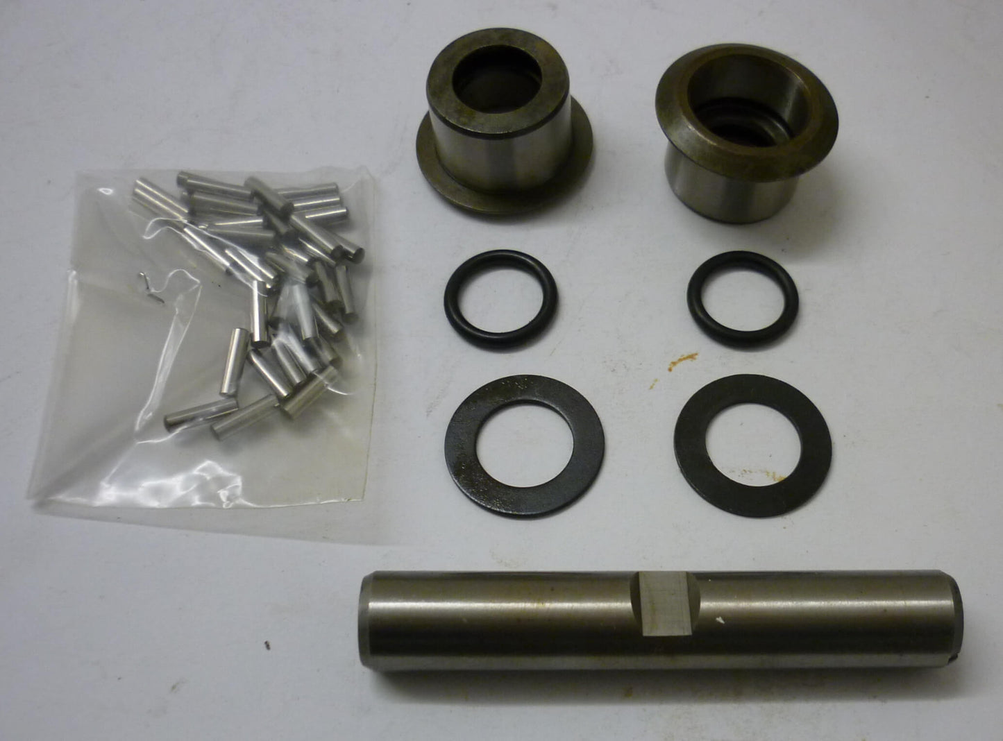 Motion link bolt whit bearings, Vespa GS 160 / SS 180