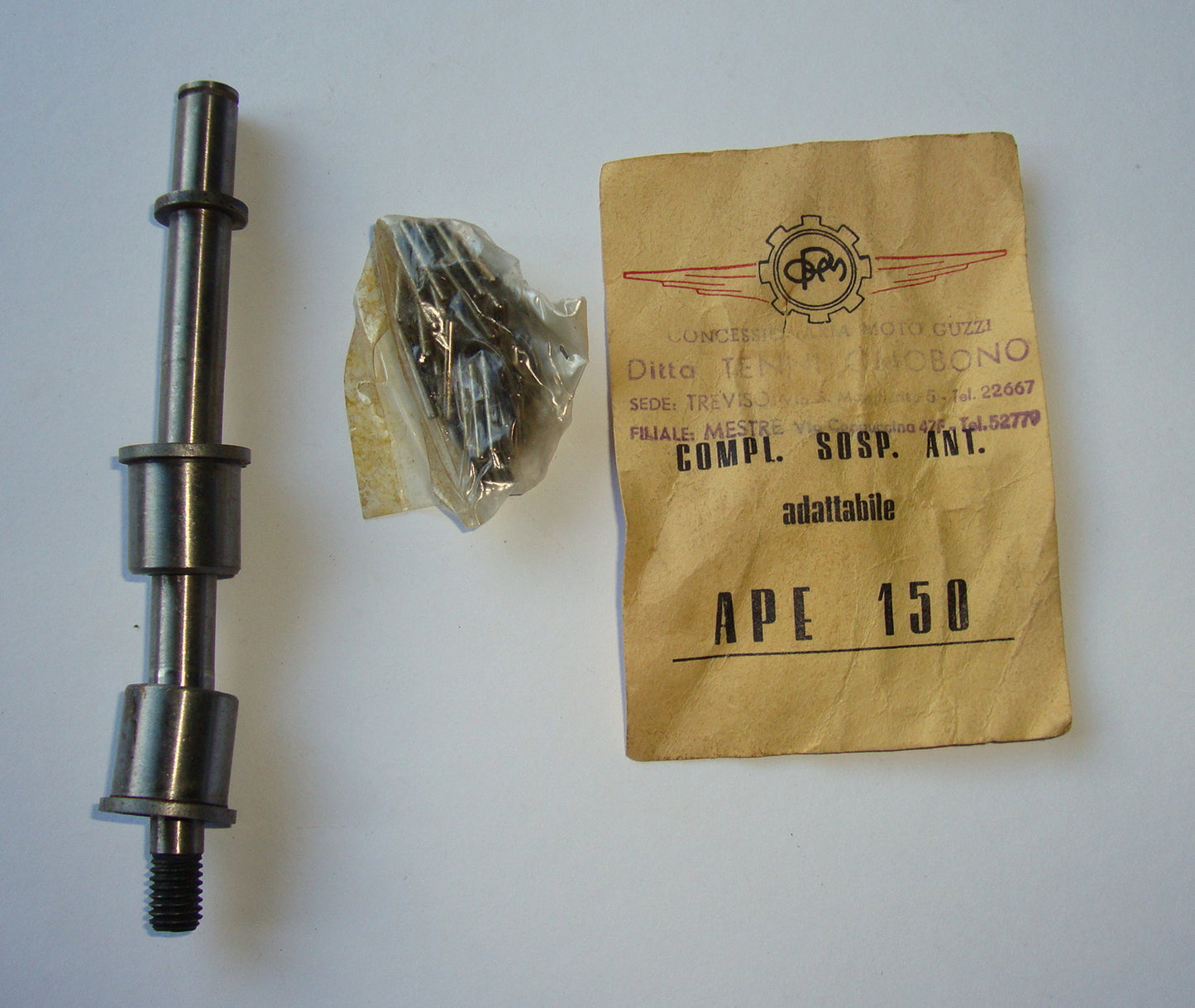 Motion link bolt whit bearings, Ape 150, NOS