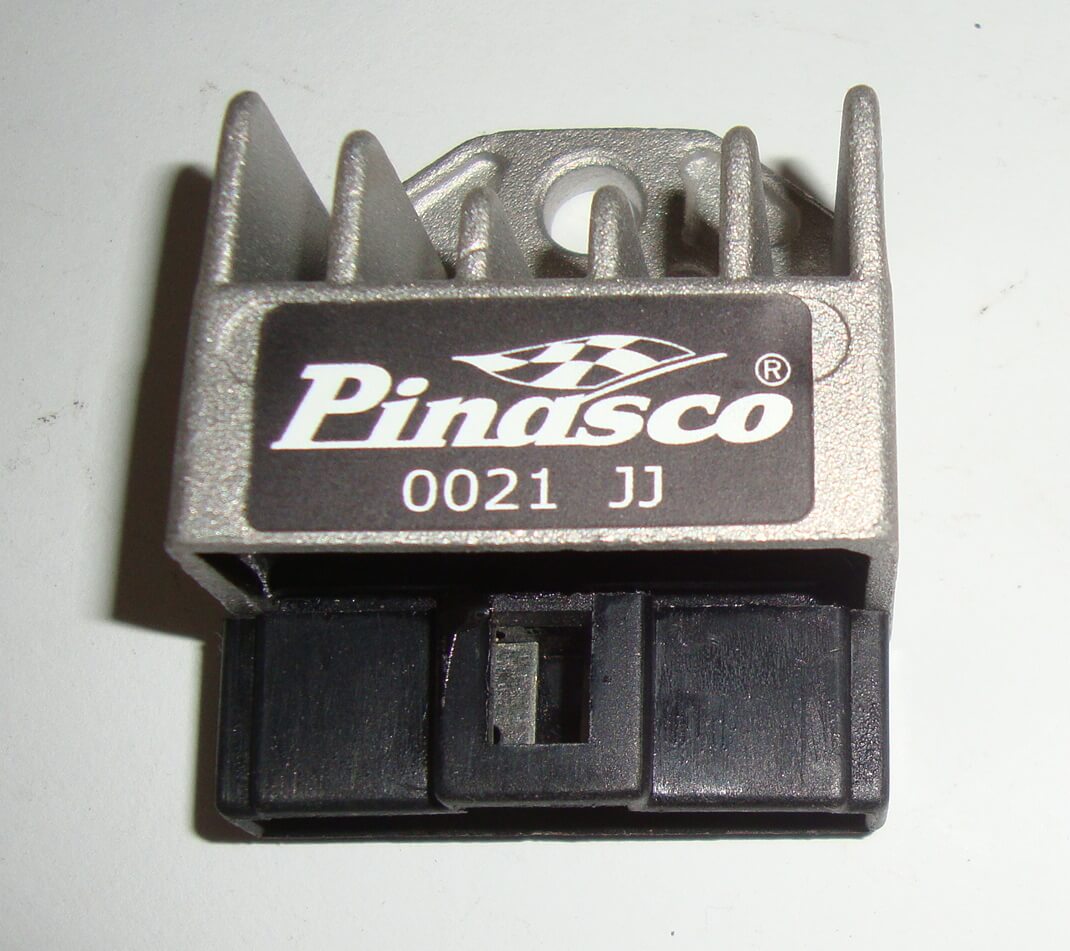 Voltage Regulator, PINASCO, Flytech, 12 V