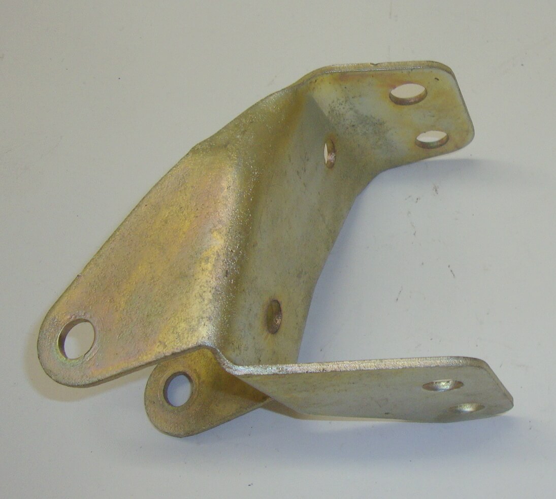 Lower shock absorber bracket, Vespa 125 / 150