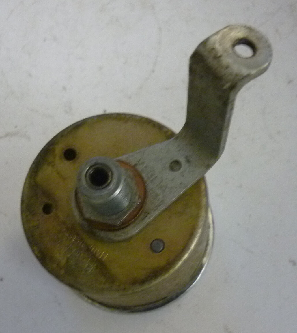 Speedometer drive pinion, front wheel asxle, Z 10, red, Vespa 50 / 90 / 100 / 125 PV - ET3 / PK