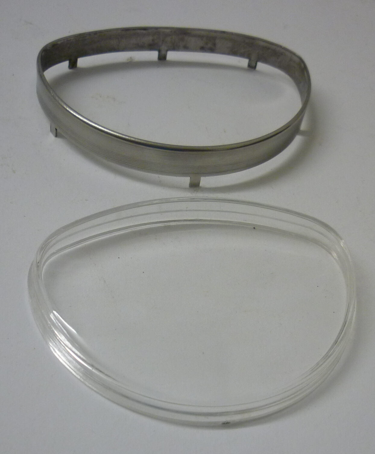 Rim and glass for speedo, Vespa 125 PV / ET3 / GTR / TS / Super / Sprint Veloce / Rally