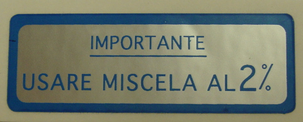 Tankaufkleber, blau, "IMPORTANTE USARE MISCELA 2%"
