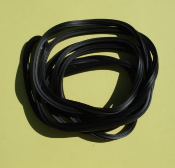 Rubber floor rail profile set, Vespa 50 / 90 / 125 / 150