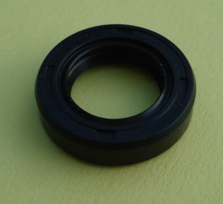 Oil seal with dust seal TC 17/28/7