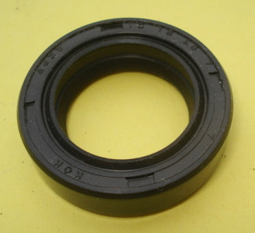 Oil seal TC 18/28/7