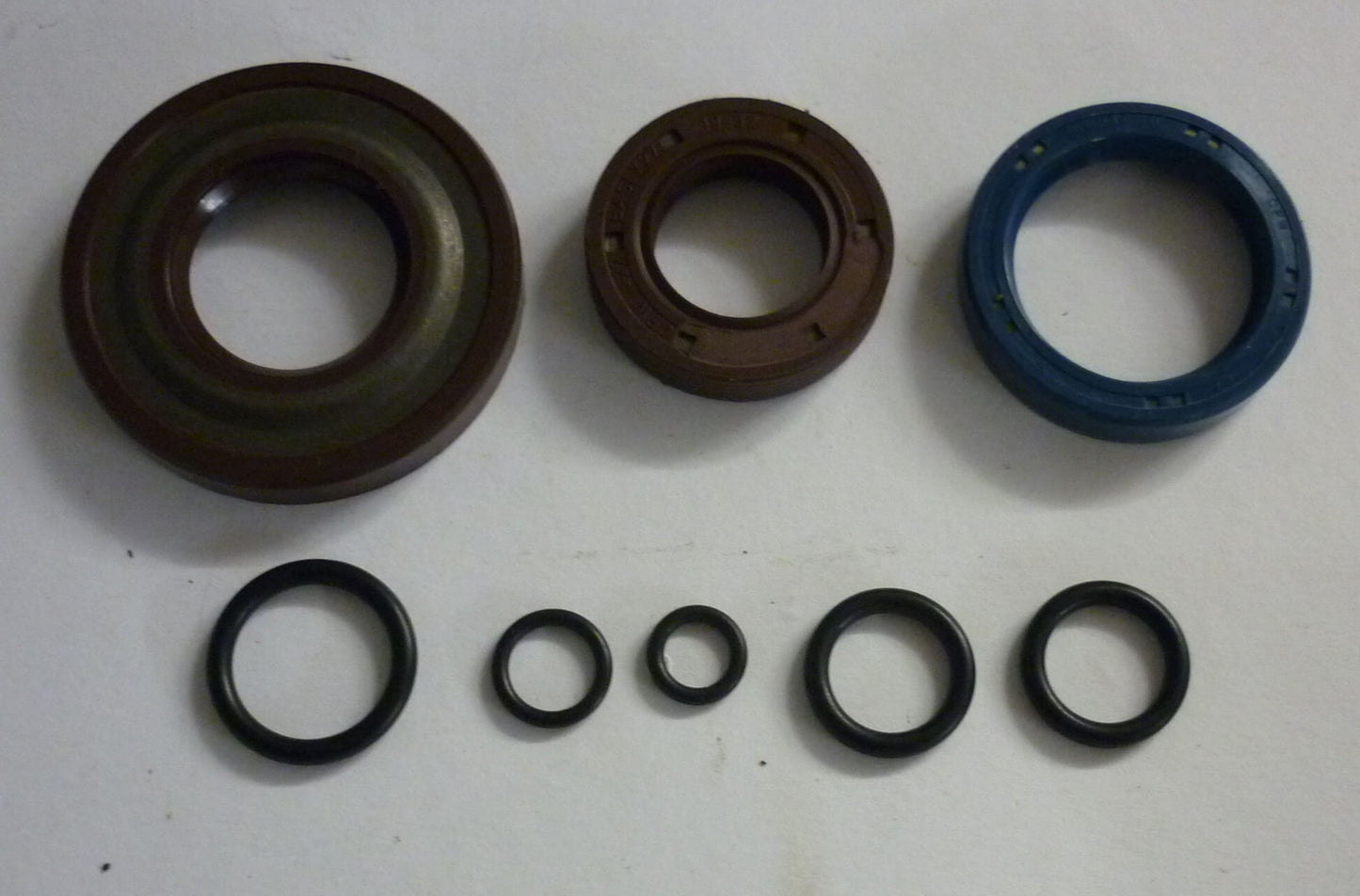 Oilsealkit with o-rings, VITON, Vespa 50 - 90 - 125 PV - ET3 - PK