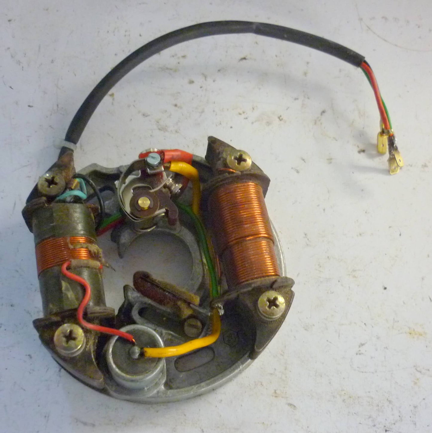 Ignition base plate, Vespa 50 R 2° / Special V5B1T 2°/ V5B3T without brake light, used