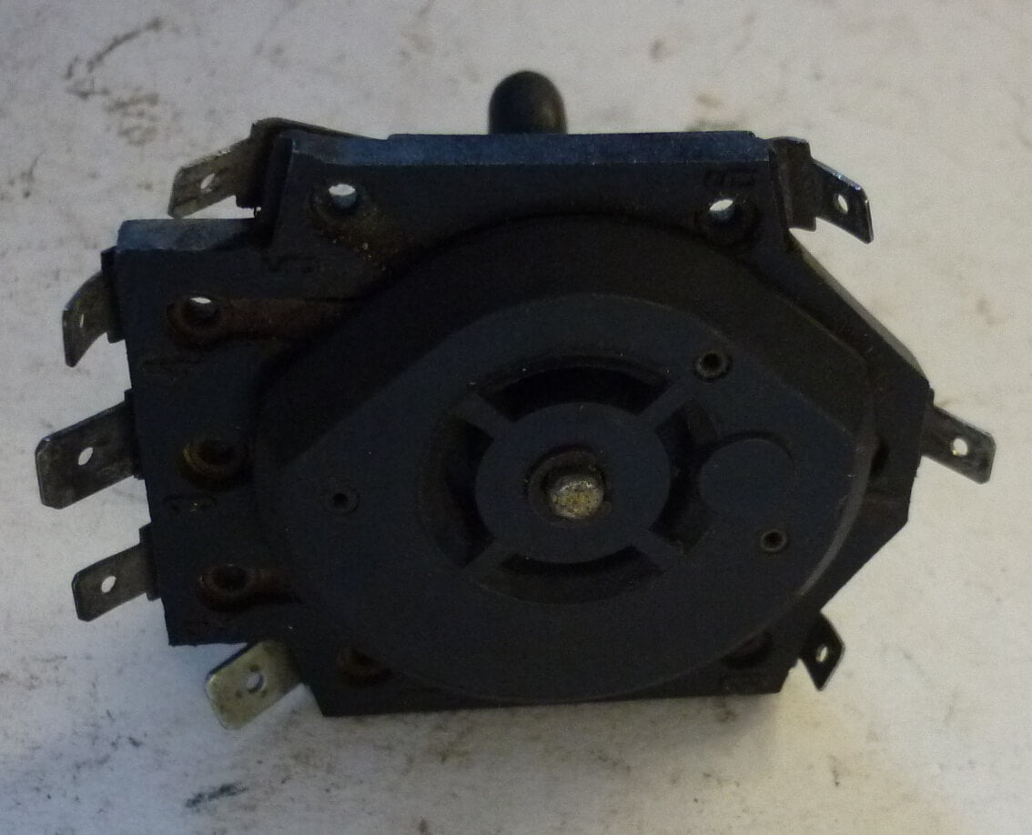 Ignition lock, CB, F 75, 8 connections, Vespa P80-150X / P200E / PX80-200 E with battery