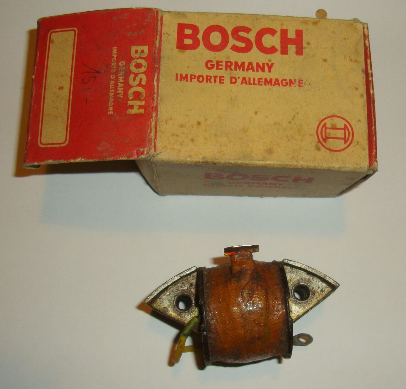 Internal ignition coil, BOSCH, Hoffmann Vespa 125 HA - HB - HC ?, NOS