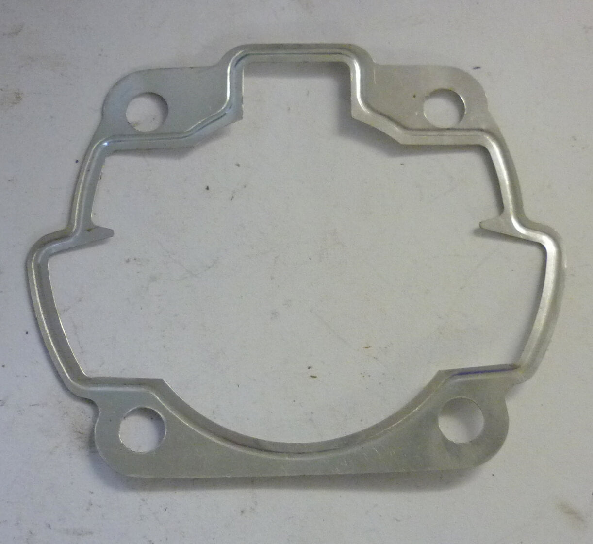 Gasket cylinder base, 2 ports, Vespa 125 / 150