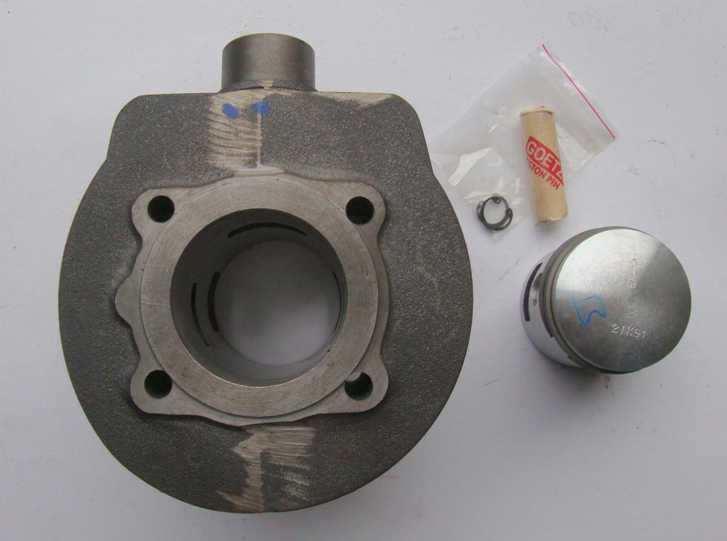 Cilinderkit, Vespa 125 GL / Super / Sprint, 2 ports