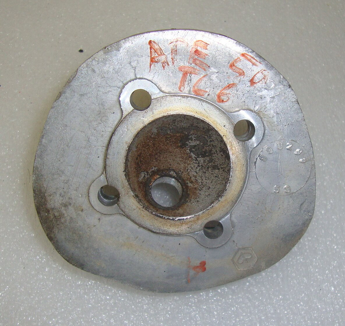 Cylinder head, Ape 50 TL6T