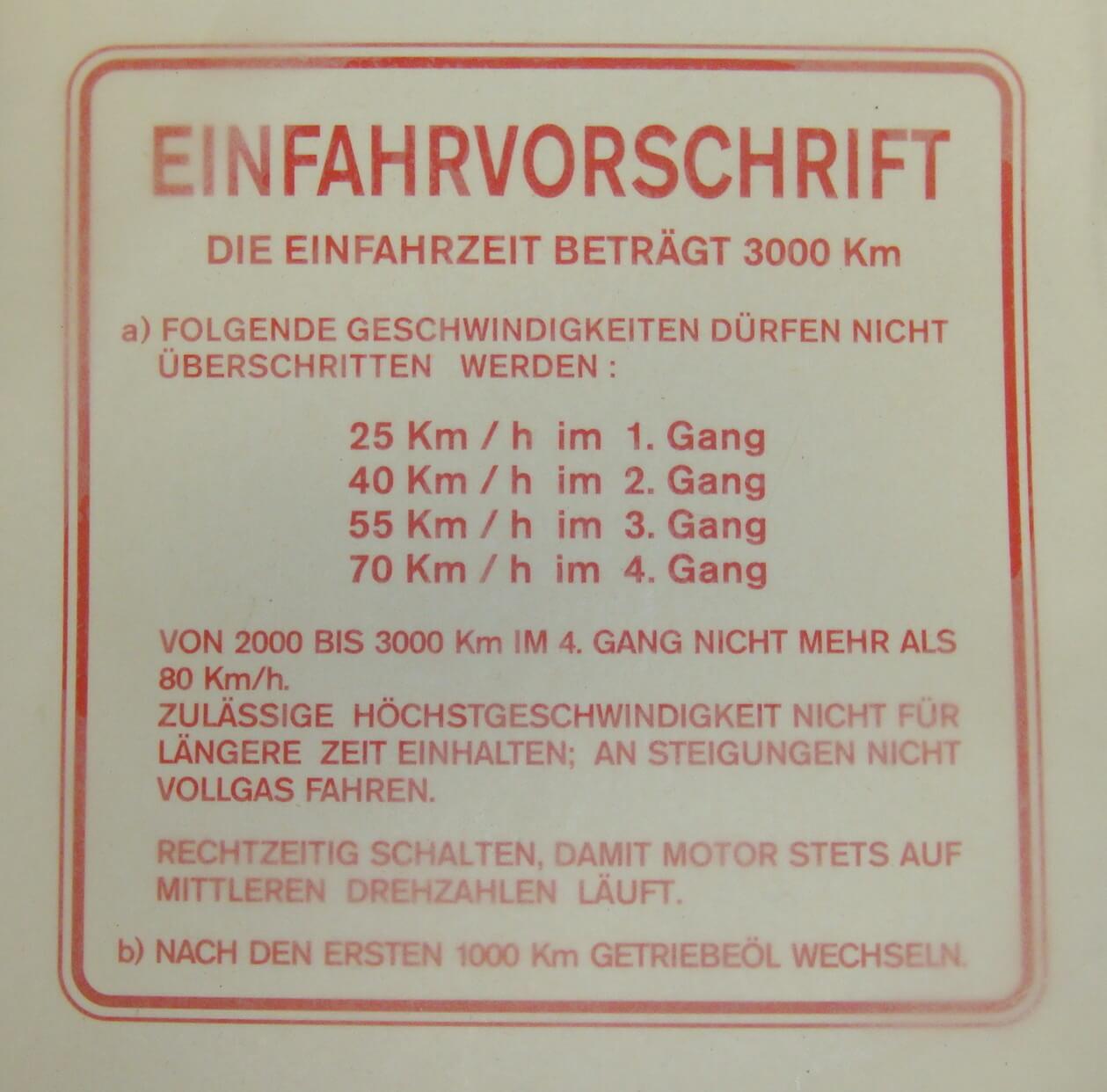 Sticker breaking-in rules, German, red, 3-gears, 1:50