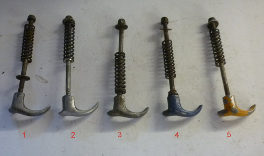 Verschlusshebel, Feder, Mutter, rechte Seitenhaube, Motorseite, Vespa 125 / 150 / 160 / 180 / 200