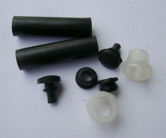 Kit bushes / tube for spare wheel and engine cowl, Vespa 125 / 150 / 160 / 180 / 200